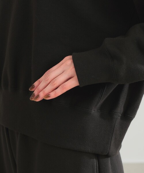 Demi-Luxe BEAMS（デミルクス ビームス）の「【別注】SLOANE / 裏毛 ショート丈 ロングスリーブ スウェット（スウェット・レディース・ダークグリーン/ブラウン系その他2・1/2）」の17枚目の写真