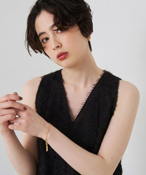 TEN.(テン)の「【TEN./テン】ツイストチェーンブレスレットGD ゴールド(ブレスレット・レディース・ゴールド・フリー)」の2枚目の写真