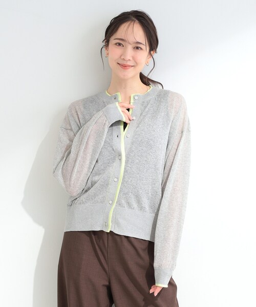 SHOO・LA・RUE(シューラルー)の「【S-LL/洗濯機可】冷房対策にもおすすめ 配色シアーカーディガン(カーディガン/ボレロ・レディース・ライトグレー/グレー/パープル・03/02/01/04)」の11枚目の写真