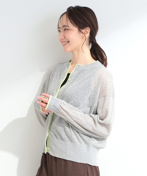 SHOO・LA・RUE(シューラルー)の「【S-LL/洗濯機可】冷房対策にもおすすめ 配色シアーカーディガン(カーディガン/ボレロ・レディース・ライトグレー/グレー/パープル・03/02/01/04)」の10枚目の写真
