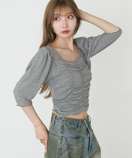 RAY CASSIN(レイカズン)の「【無地 / レース】シャーリングパワショルTシャツ(Tシャツ/カットソー・レディース・グレー/ホワイト系その他2/ブラック系その他2/ブラック/アイボリー・FREE)」の1枚目の写真