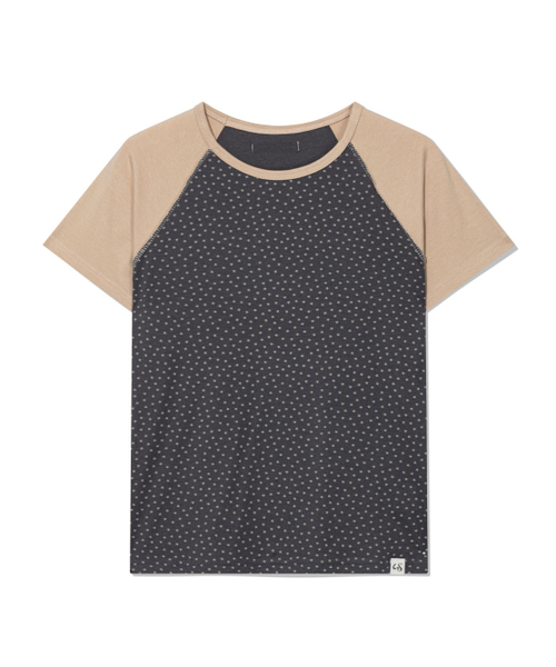 UGLY SHADOW(アグリーシャドウ)の「STAR CONTRAST RAGLAN T-SHIRT(CHARCOAL)(Tシャツ/カットソー・レディース・その他・FREE)」の4枚目の写真