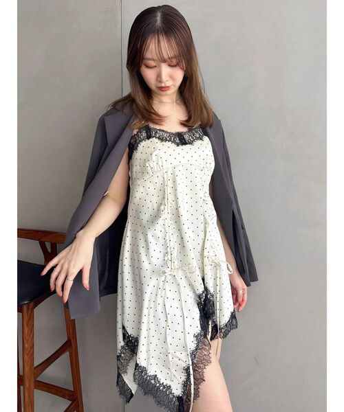 dazzlin（ダズリン）の「イレヘムギャザーサテンキャミソール（キャミソール・レディース・ピンク/イエロー/オフホワイト・FREE）」の4枚目の写真