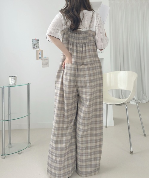 umune(ウムネ)の「サロペット オールインワン ワイドパンツ チェック柄 キャミサロペット スクエアネック 体型カバー リラックス カジュアル 夏(サロペット/オーバーオール・レディース・ネイビー/グレー・FREE)」の4枚目の写真