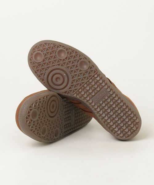 adidas Originals（アディダスオリジナルス）の「adidas Originals / アディダス オリジナルス：SAMBA OG：IH4387[DEA]（スニーカー・レディース・ブラウン系その他・23cm/23.5cm/24cm/24.5cm/25cm）」の2枚目の写真