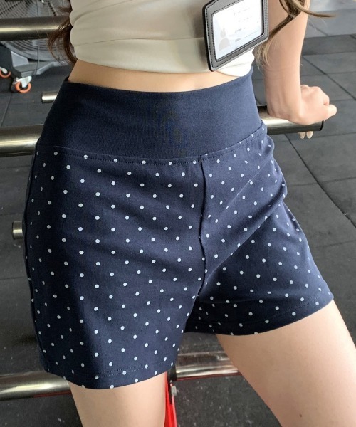 おしゃれスタ(オシャレスタ)の「ドットショートフィットパンツ(その他パンツ・レディース・ブラウン/グレー/ネイビー・XL/L/M/S)」の12枚目の写真