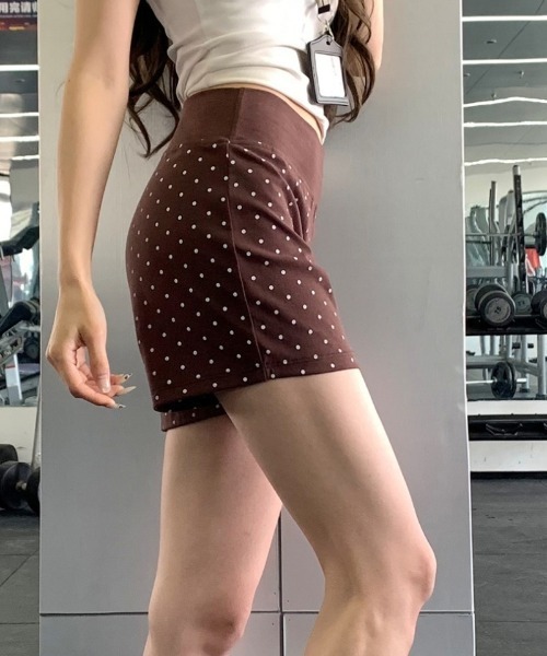 おしゃれスタ(オシャレスタ)の「ドットショートフィットパンツ(その他パンツ・レディース・ブラウン/グレー/ネイビー・XL/L/M/S)」の6枚目の写真