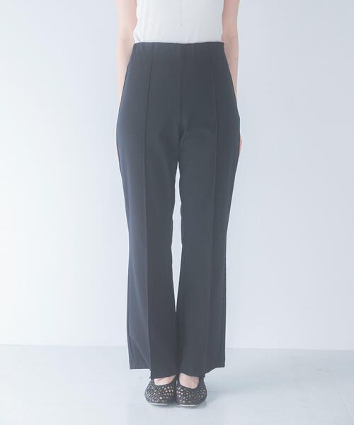 URBAN RESEARCH ROSSO WOMEN(アーバンリサーチ ロッソ)の「トリコットリブストレッチフレアパンツ(その他パンツ・レディース・ブラック・38/36)」の11枚目の写真