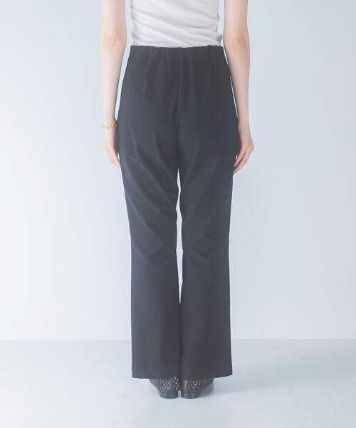 URBAN RESEARCH ROSSO WOMEN(アーバンリサーチ ロッソ)の「トリコットリブストレッチフレアパンツ(その他パンツ・レディース・ブラック・38/36)」の9枚目の写真