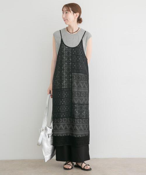 ITEMS URBANRESEARCH(アイテムズ アーバンリサーチ)の「インナー付きレースキャミワンピース(ワンピース・レディース・ブラウン/オフホワイト/ブラック・FREE)」の21枚目の写真