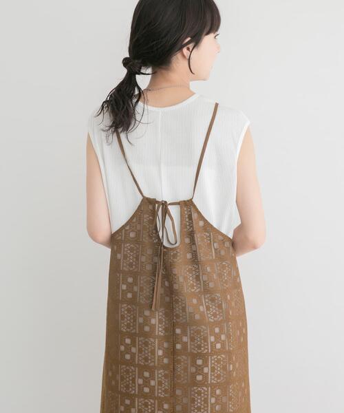 ITEMS URBANRESEARCH(アイテムズ アーバンリサーチ)の「インナー付きレースキャミワンピース(ワンピース・レディース・ブラウン/オフホワイト/ブラック・FREE)」の14枚目の写真