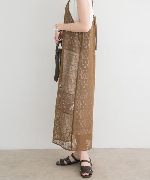 ITEMS URBANRESEARCH(アイテムズ アーバンリサーチ)の「インナー付きレースキャミワンピース(ワンピース・レディース・ブラウン/オフホワイト/ブラック・FREE)」の13枚目の写真