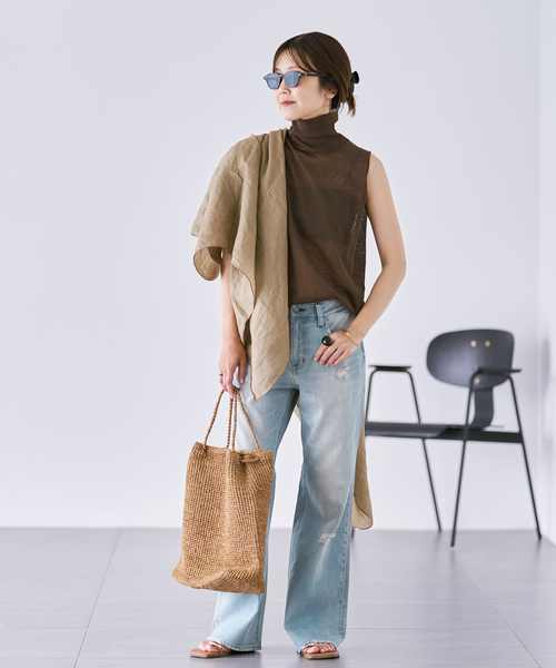 plage(プラージュ)の「Healthy denim / ヘルシーデニム 別注 FLARE CRUSHED デニムパンツ(デニムパンツ・レディース・ブルー・24/23/22/25)」の12枚目の写真