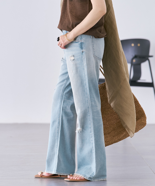 plage(プラージュ)の「Healthy denim / ヘルシーデニム 別注 FLARE CRUSHED デニムパンツ(デニムパンツ・レディース・ブルー・24/23/22/25)」の17枚目の写真