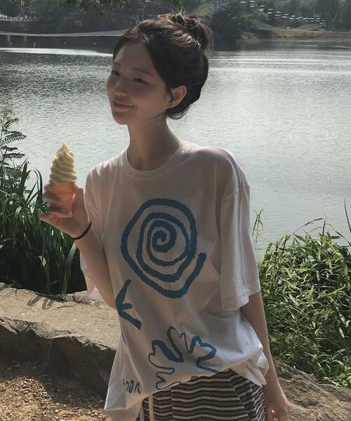 SINOON(シヌーン)の「Star Shell T-shirt (White)(Tシャツ/カットソー・レディース・その他・FREE)」の6枚目の写真