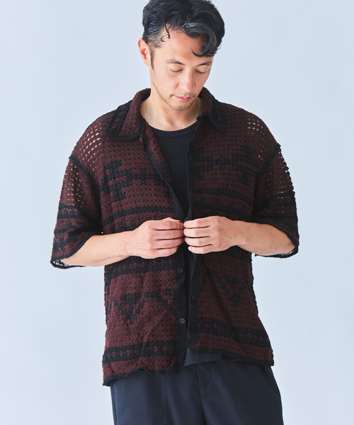 EDIFICE(エディフィス)の「クロシェ オープンカラー シャツ(シャツ/ブラウス・メンズ・ブラック/アイボリー・SMALL/MEDIUM/LARGE)」の6枚目の写真