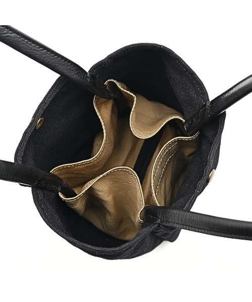 CLEDRAN(クレドラン)の「【すっきりコンパクトサイズ&充実の内ポケット】CL4012 HASA TWO SIDES TOTE S(トートバッグ・レディース・ベージュ/ブラウン/ブラック・FREE)」の8枚目の写真