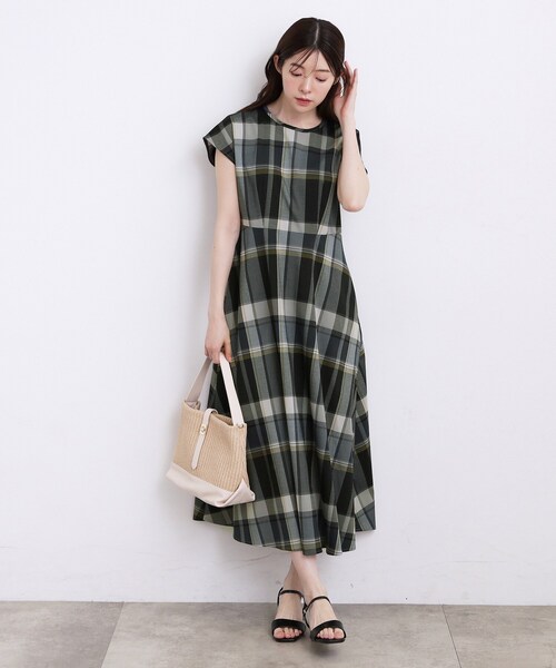 grove(グローブ)の「【低身長さんも選べる着丈】マドラスチェックワンピース(ワンピース・レディース・ブルー系その他3/ブラウン系その他2・03/02/01/04/05/11/12)」の4枚目の写真