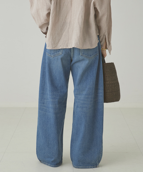 journal standard L'essage(ジャーナルスタンダードレサージュ)の「《追加》サイドタックデニムパンツ(デニムパンツ・レディース・ブルー・38/36)」の6枚目の写真