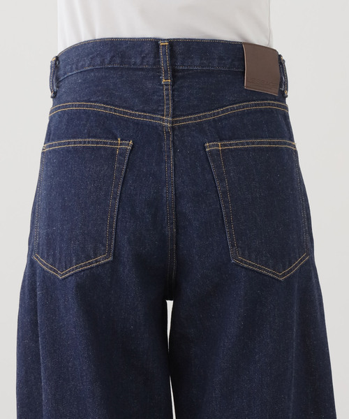 journal standard L'essage(ジャーナルスタンダードレサージュ)の「《追加》サイドタックデニムパンツ(デニムパンツ・レディース・ブルー・38/36)」の17枚目の写真