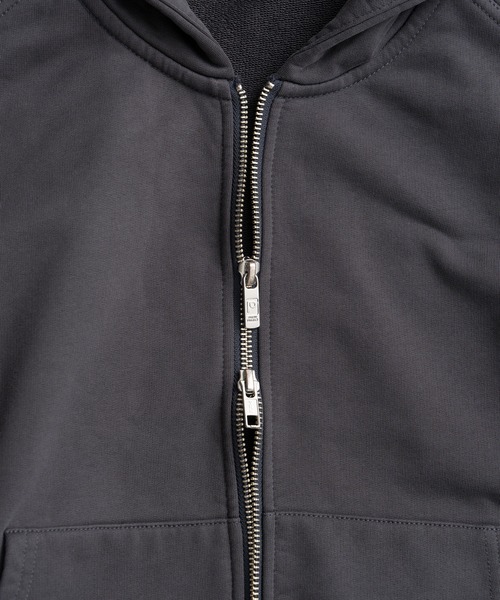 PRANK PROJECT(プランクプロジェクト)の「【2026Autumn Pre-Order】パワーショルダージップフーディー / Power Shoulder Zip Hoodie(パーカー・レディース・チャコールグレー/ライトグレー/ボルドー・FREE)」の15枚目の写真