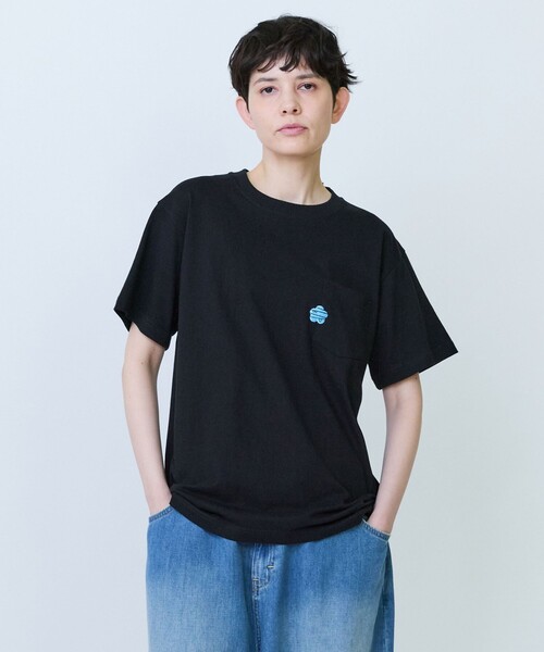 FRAPBOIS PARK(フラボアパーク)の「パークポケTシャツ(Tシャツ/カットソー・レディース・ブラック/ホワイト・2/1)」の2枚目の写真