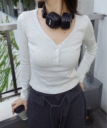 透かし柄 Vネックヘンリー カットソー