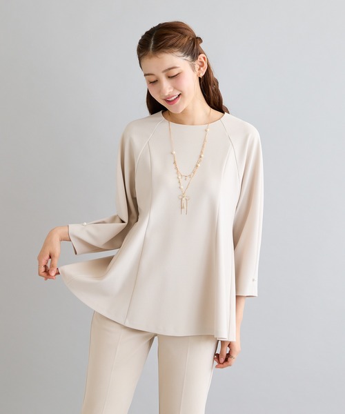 Rose Tiara（ローズティアラ）の「【接触冷感/UVカット/防シワ】タックペプラムカットソー（Tシャツ/カットソー・レディース・ピンク/ベージュ/ブラック・38/42/46）」の3枚目の写真