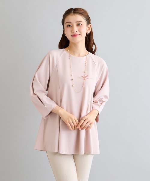 Rose Tiara（ローズティアラ）の「【接触冷感/UVカット/防シワ】タックペプラムカットソー（Tシャツ/カットソー・レディース・ピンク/ベージュ/ブラック・38/42/46）」の18枚目の写真