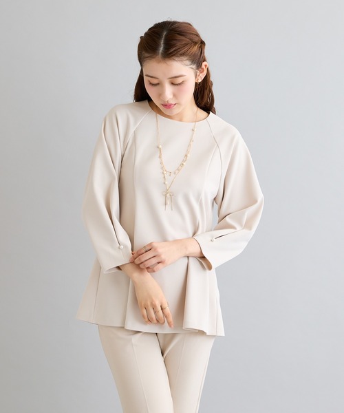 Rose Tiara（ローズティアラ）の「【接触冷感/UVカット/防シワ】タックペプラムカットソー（Tシャツ/カットソー・レディース・ピンク/ベージュ/ブラック・38/42/46）」の6枚目の写真