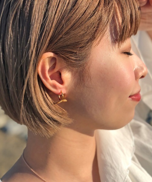 Stelino(ステリノ)の「ハワイアンジュエリー フープピアス ホエールテール くじら 金属アレルギー対応 (片耳用)(ピアス(片耳用)・レディース・シルバー/ゴールド/ピンクゴールド・#18)」の8枚目の写真