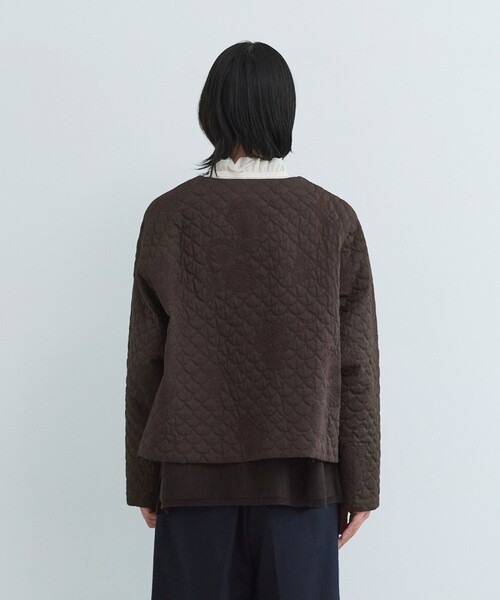 LOISIR(ロワズィール)の「コットンリネンキルティング風刺繍ノーカラージャケット(ノーカラージャケット・レディース・ブラウン・FREE)」の8枚目の写真