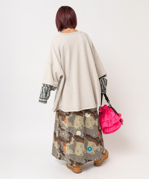 RNA（アールエヌエー）の「M2765 ネルコンビBIGプルオーバー（Tシャツ/カットソー・レディース・ブラック/杢グレー/パープル・MEDIUM）」の15枚目の写真