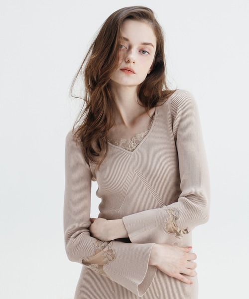 EIMY ISTOIRE(エイミーイストワール)の「LACE TRIM KNIT DRESS(ワンピース・レディース・ピンクベージュ/ブラック・FREE)」の6枚目の写真