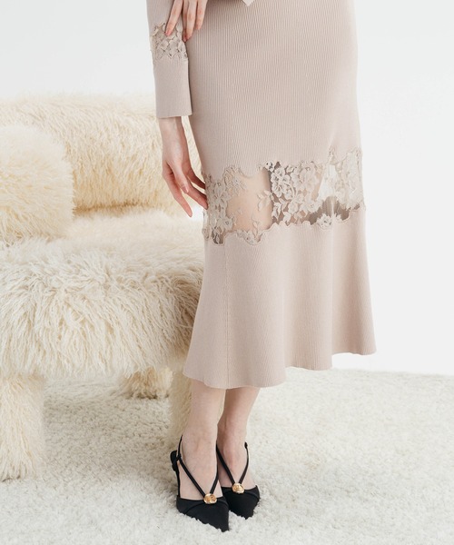 EIMY ISTOIRE(エイミーイストワール)の「LACE TRIM KNIT DRESS(ワンピース・レディース・ピンクベージュ/ブラック・FREE)」の10枚目の写真