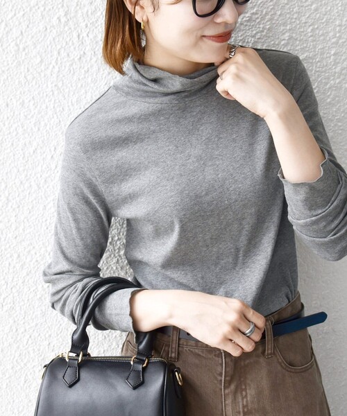 SHIPS any（シップス エニィ）の「〈手洗い可能〉コットン ハイネック プルオーバー（Tシャツ/カットソー・レディース・オフホワイト/ブラック/チャコールグレー・ONE SIZE）」の3枚目の写真