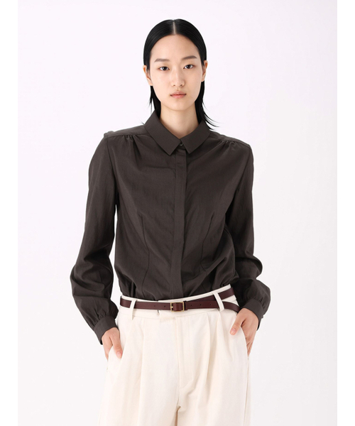 ACUD（アクド）の「ソフトグロスシャツ _KH.Brown（ビジネスシャツ・レディース・ブラウン・SMALL/MEDIUM）」の2枚目の写真