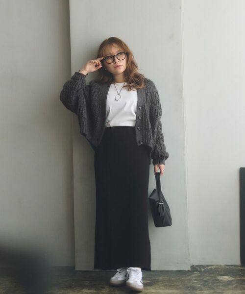 COHINA(コヒナ)の「コットンテレコIラインスカート 【低身長・小柄女性】(スカート・レディース・ブラック/グレイッシュベージュ・REGULAR/SHORT)」の8枚目の写真
