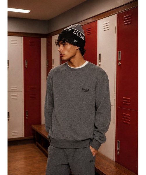 NEW ERA(ニューエラ)の「Tech Sweat Crew Neck(スウェット・メンズ・ネイビー/ブラック/グレー・MEDIUM/SMALL/XX-LARGE/X-LARGE/LARGE)」の1枚目の写真
