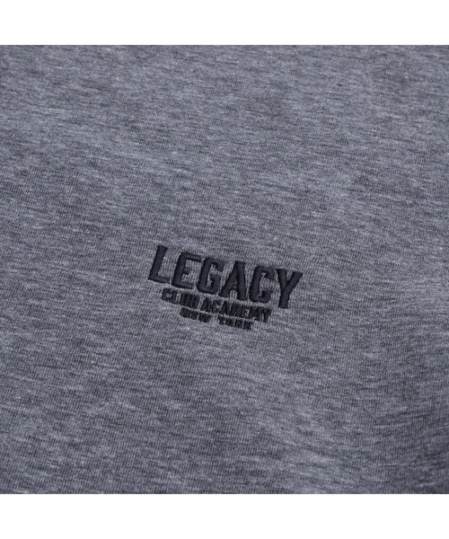NEW ERA(ニューエラ)の「Tech Sweat Crew Neck(スウェット・メンズ・ネイビー/ブラック/グレー・MEDIUM/SMALL/XX-LARGE/X-LARGE/LARGE)」の18枚目の写真