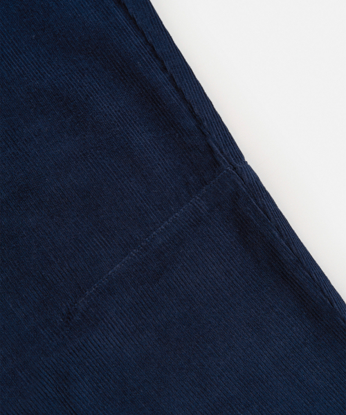 EXCONTAINER(エックスコンテナ)の「カーブドワイドコーデュロイパンツ (DEEP BLUE)(その他パンツ・メンズ・その他・SMALL/X-LARGE/LARGE/MEDIUM)」の8枚目の写真