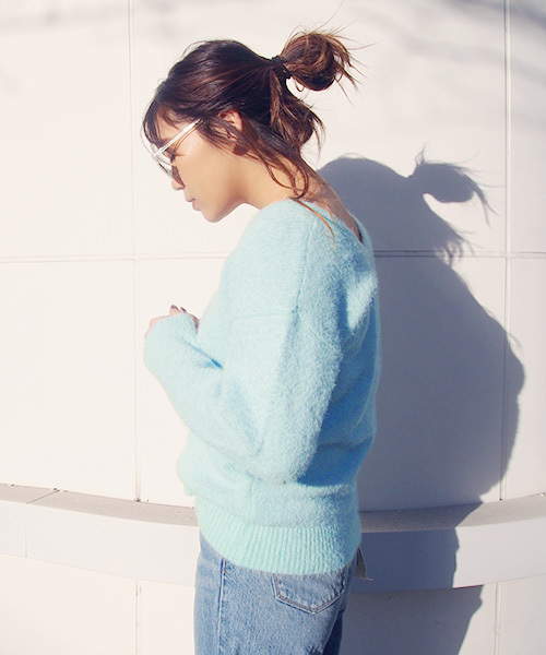 Ungrid（アングリッド）の「フェザーヤーンＶネックニット（ニット/セーター・レディース・ピンク/イエロー/ミント・FREE）」の11枚目の写真