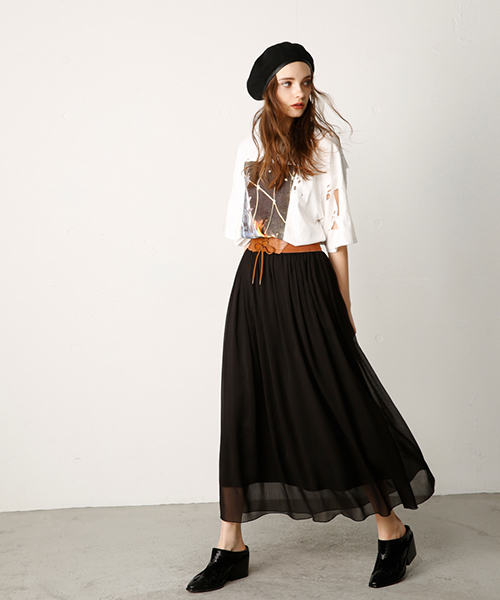 MOUSSY（マウジー）の「WESTERN BELT SKIRT（スカート・レディース・ベージュ/ブラック/オフホワイト・1/2）」の3枚目の写真