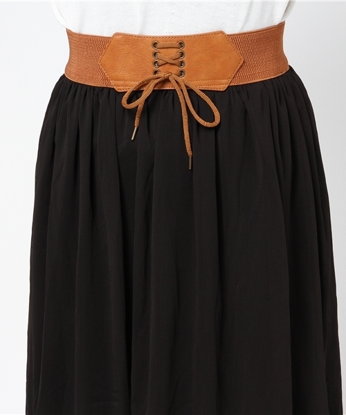 MOUSSY（マウジー）の「WESTERN BELT SKIRT（スカート・レディース・ベージュ/ブラック/オフホワイト・1/2）」の7枚目の写真