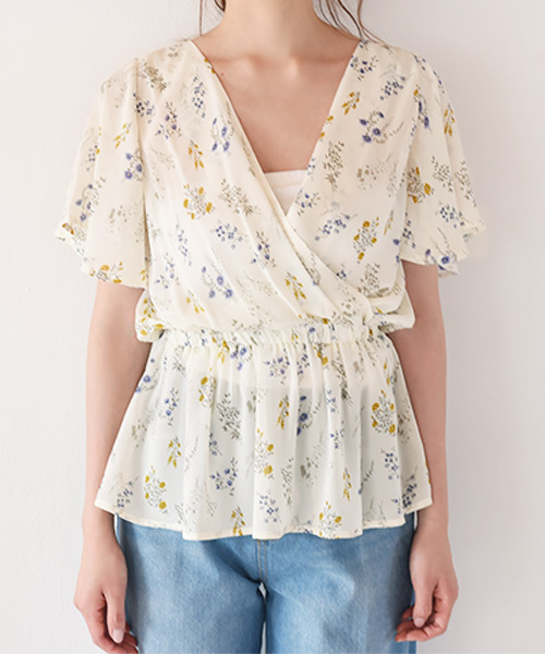 Luz Llena(ラズレナ)の「花柄カシュクールシフォントップス(シャツ/ブラウス・レディース・ブラック/オフホワイト・MEDIUM)」の5枚目の写真