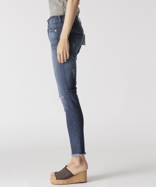 BAYFLOW（ベイフロー）の「BAYFLOW／ダメージスキニーデニム　17AW（デニムパンツ・レディース・インディゴブルー/ブラック/サックスブルー・23inch/24inch/25inch/26inch/27inch）」の6枚目の写真