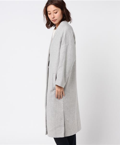 earth music&ecology（アースミュージックアンドエコロジー）の「・サイドスリットロングコート（ノーカラージャケット・レディース・ネイビー/グレー/サックスブルー/キャメル・FREE）」の9枚目の写真