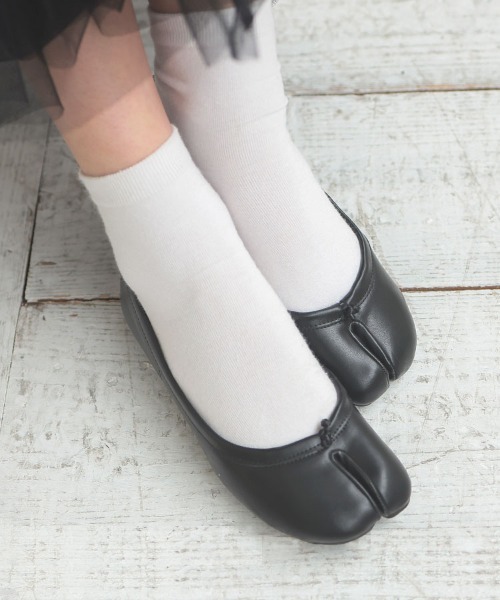 DONOBAN(ドノバン)の「フラット足袋パンプス(パンプス)」|ブラック