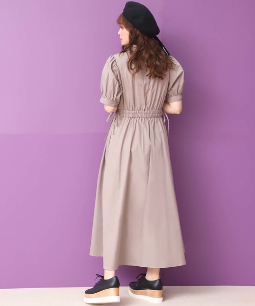 one after another NICE CLAUP（ワンアフターアナザーナイスクラップ）の「フリルスタンドカラー前あきワンピース（ワンピース・レディース・ライトブルー/ブラック/ベージュ/チェリーピンク・FREE）」の12枚目の写真