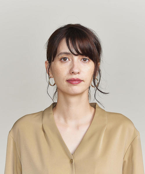 BEAUTY&YOUTH UNITED ARROWS（ビューティーアンドユースユナイテッドアローズ）の「BY パウダータッチサテンスキッパーボタンシャツ о（シャツ/ブラウス・レディース・ブラウン/ベージュ/オフホワイト/オレンジ系その他/その他1・FREE）」の9枚目の写真